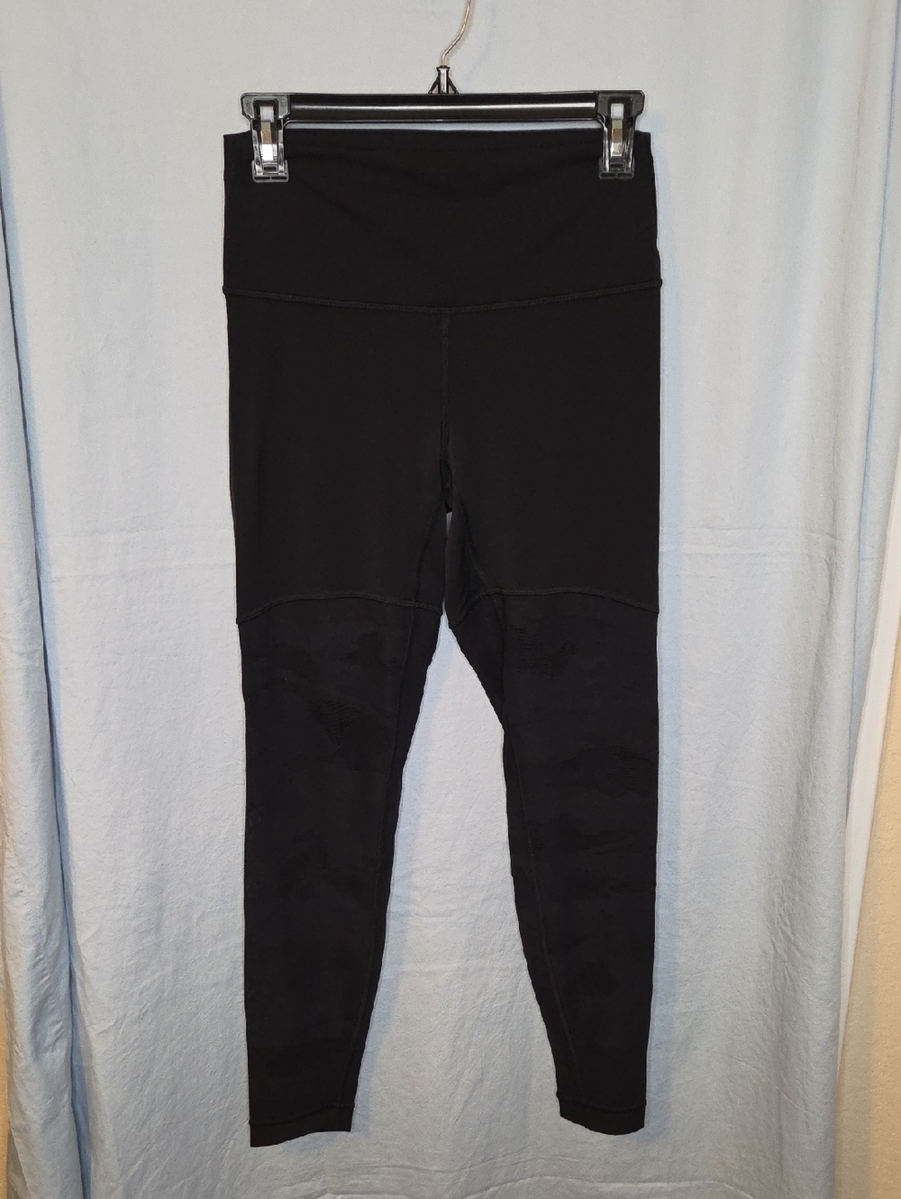 Lululemon Sheer Will HR Tight 28" in Mesh Camo Black - Size 8